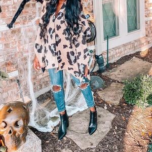 Impressions bold leopard print poncho